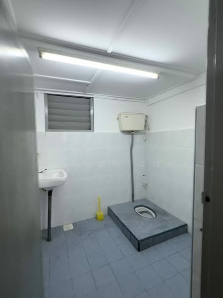 2-storey Terraced House for Sale in Taman Nora (Ulu Tiram) - Sharon Ong - Bathroom - PropertyGuru.com.my