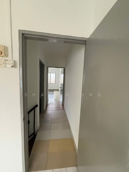2-storey Terraced House for Sale in Taman Nora (Ulu Tiram) - Sharon Ong - Corridor - PropertyGuru.com.my