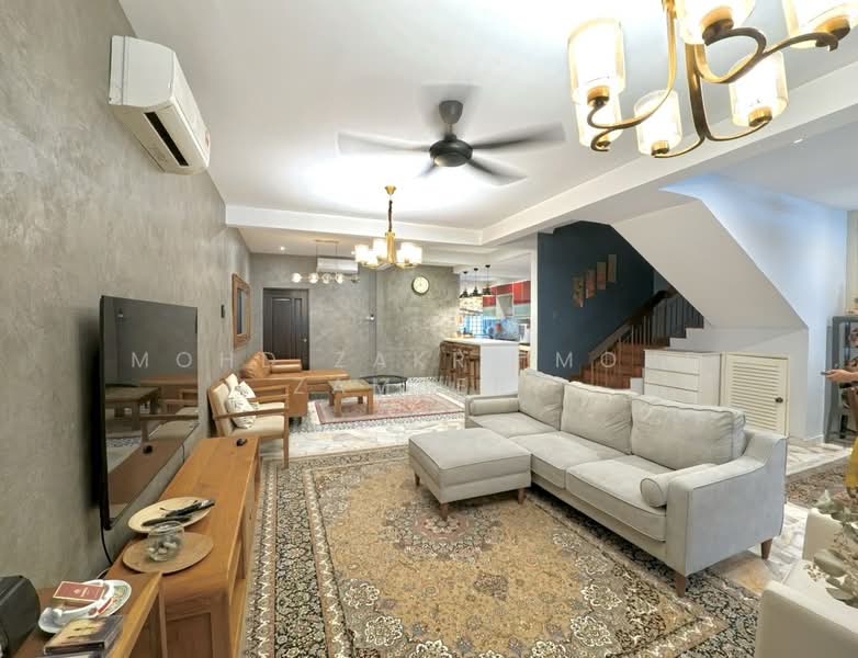 Rumah Teres 2 Tingkat untuk Dijual di Taman TTDI Jaya (Shah Alam) - Mohd Zakri Mohd Zamberi - Living Room - PropertyGuru.com.my