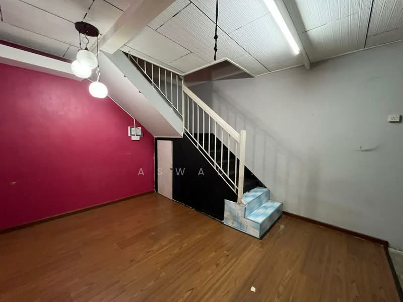 Rumah Teres 2 Tingkat untuk Dijual di Taman Penanti (Kubang Semang) - Aswad . - Living Room - PropertyGuru.com.my