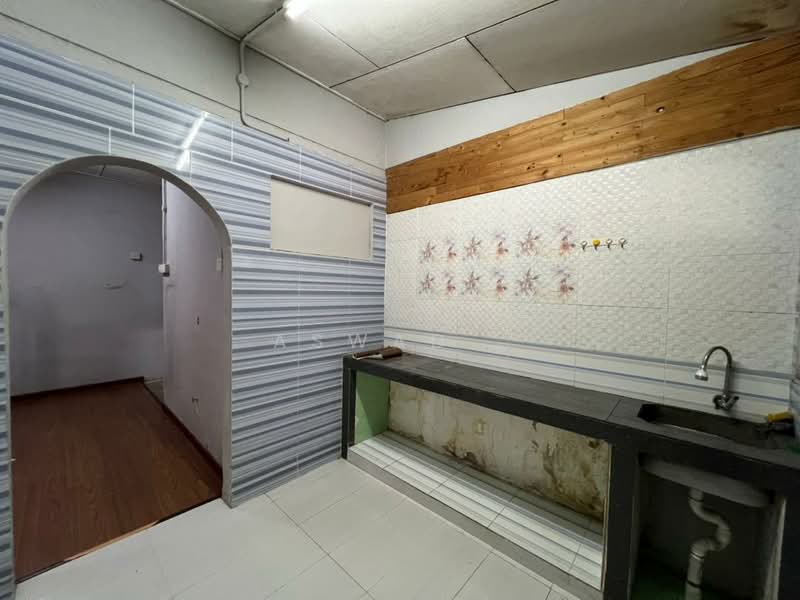 Rumah Teres 2 Tingkat untuk Dijual di Taman Penanti (Kubang Semang) - Aswad . - Kitchen - PropertyGuru.com.my