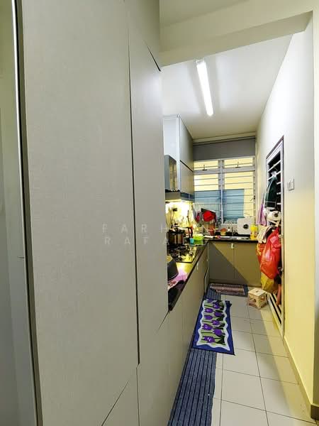 Pangsapuri untuk Dijual di Larai Apartment Presint 6 @ Putrajaya - Farhan Rafael - Kitchen - PropertyGuru.com.my