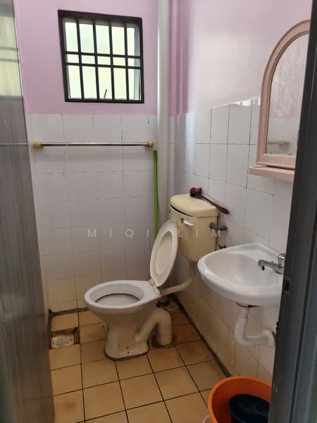 Pangsapuri untuk Dijual di Ukay Perdana - MiQi Lim - Bathroom - PropertyGuru.com.my