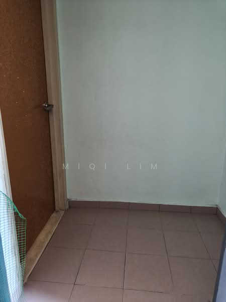 Pangsapuri untuk Dijual di Ukay Perdana - MiQi Lim - Entrance - PropertyGuru.com.my