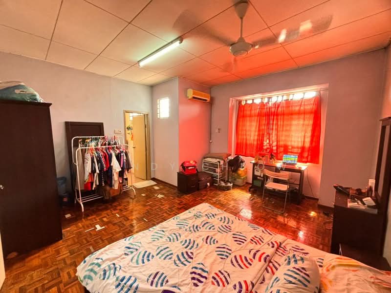 Rumah Teres untuk Dijual di Taman Tun Perak (Rawang) - Mandy Cheow - Bedroom - PropertyGuru.com.my