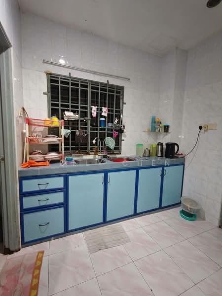 Servis Apartment untuk Disewa di D'Ambience Residences (Pangsapuri Ikatan Flora) - Kelly Chen - Kitchen - PropertyGuru.com.my