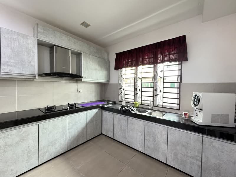 2-storey Terraced House for Sale in Bandar Sri Sendayan (Negeri Sembilan) - Ong Jia Hui - Kitchen - PropertyGuru.com.my
