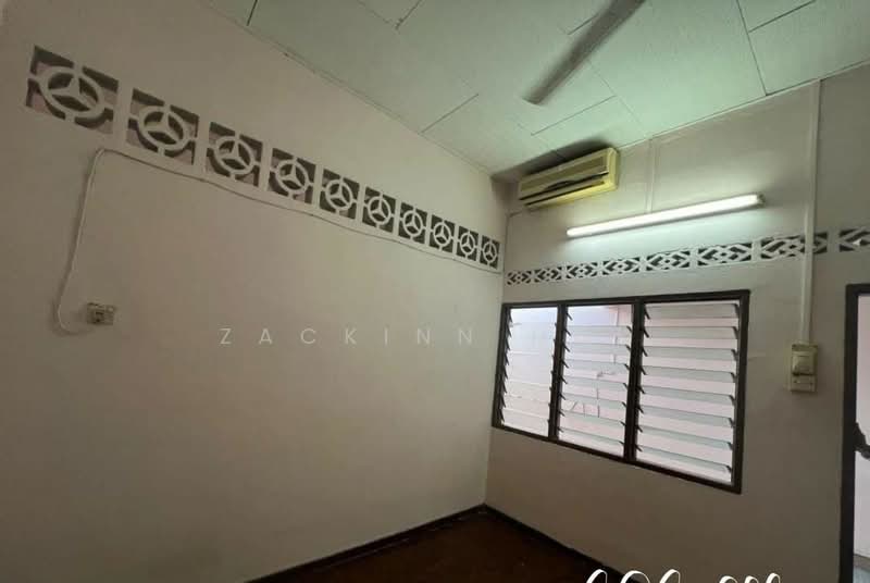 1-storey Terraced House for Rent in Port Klang (Pelabuhan Klang) (Selangor) - Zackinn Hoi - PropertyGuru.com.my