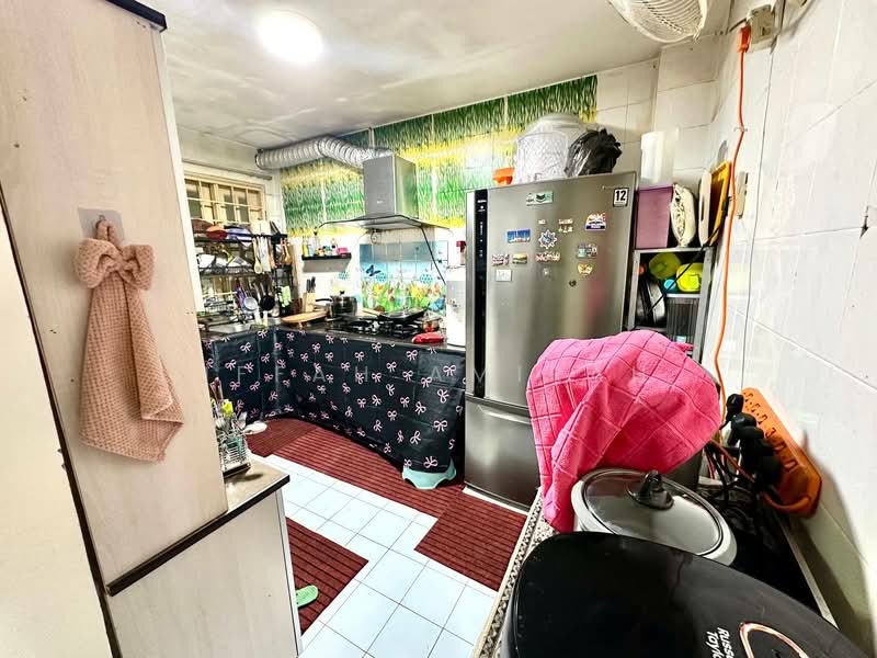 Condominium for Sale at Villaria - Iffah Amirah - Kitchen - PropertyGuru.com.my