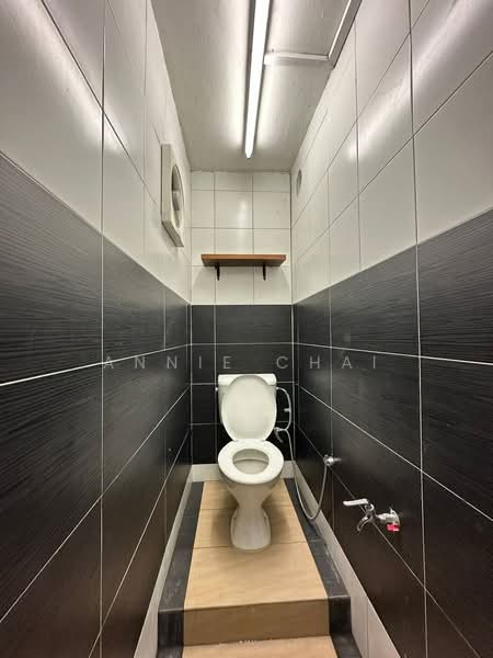 Rumah Teres 1 Tingkat untuk Dijual di Taman Abad (Johor Bahru) - Annie Chai - Bathroom - PropertyGuru.com.my