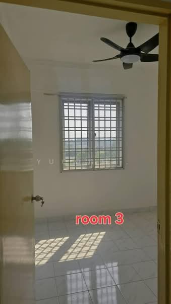 Pangsapuri untuk Dijual di Pangsapuri Persiaran Tanjung - Yucong . - Interior - PropertyGuru.com.my