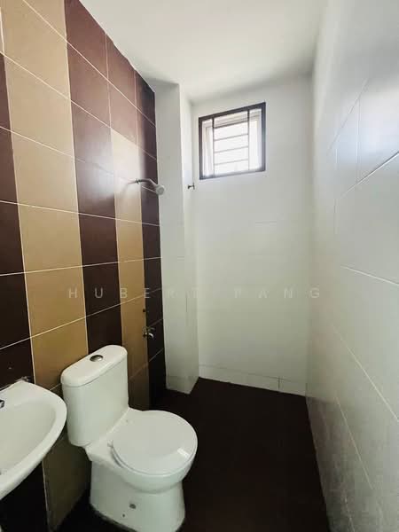 Rumah Teres 2 Tingkat untuk Disewa di Kota Tinggi (Johor) - Hubert Pang - Bathroom - PropertyGuru.com.my