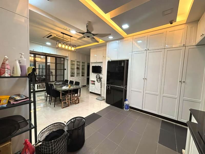 Rumah Banglo untuk Dijual di Country Heights (Kajang) - NoraFizah Gapar - Dining Room - PropertyGuru.com.my