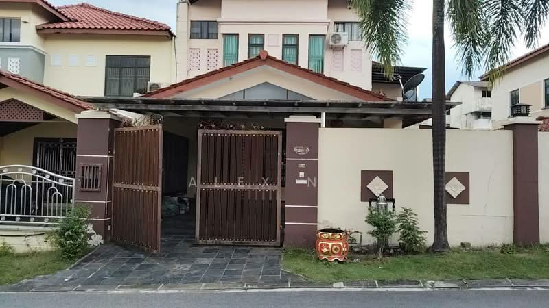 Rumah Berkembar untuk Dijual di Taman Sutera Utama (Skudai) - Alex Ng - Exterior - PropertyGuru.com.my