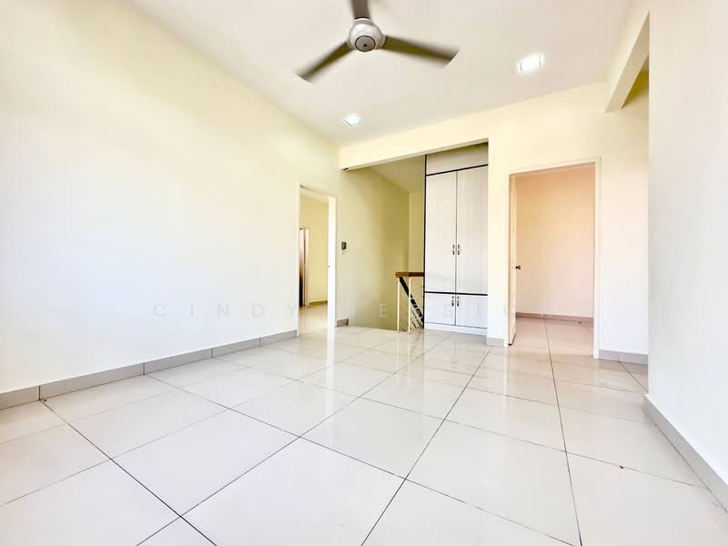 2-storey Terraced House for Sale in Sepang (Selangor) - Cindy Jessica - Living Room - PropertyGuru.com.my
