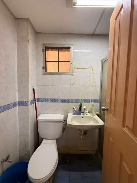 Condominium for Sale at Anjung Villa - Nadia Rahim - Bathroom - PropertyGuru.com.my