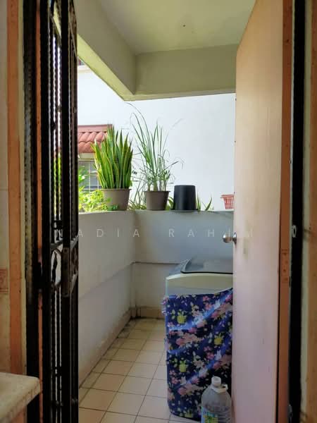 Condominium for Sale at Anjung Villa - Nadia Rahim - Balcony - PropertyGuru.com.my