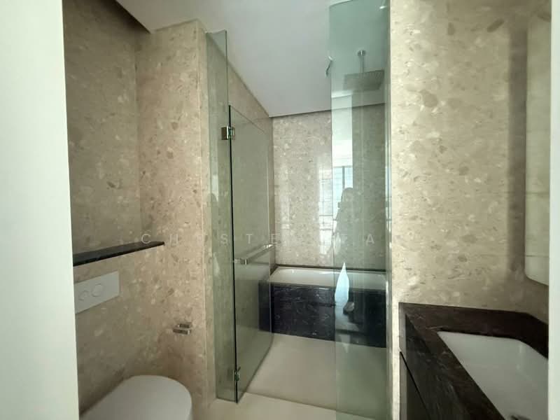 Service Residence for Sale at Pavilion Damansara Heights - Chester Tan - Bathroom - PropertyGuru.com.my
