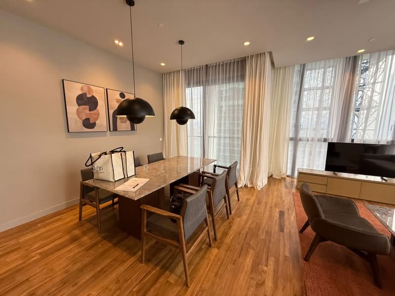 Servis Apartment untuk Dijual di The Conlay - Shirleen Goh - Dining Room - PropertyGuru.com.my