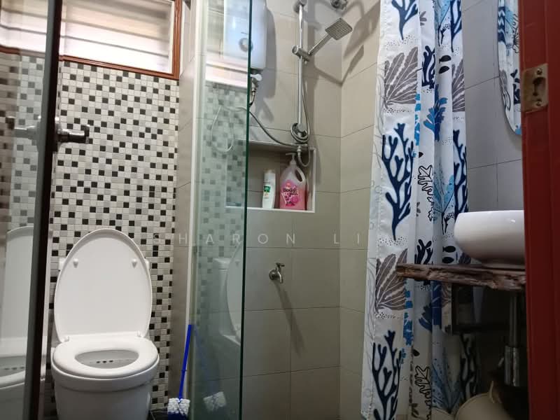 Rumah Teres 2 Tingkat untuk Disewa di Usj 9 (Subang Jaya) - Sharon Lim - Bathroom - PropertyGuru.com.my