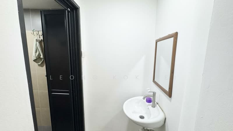 Shop for Rent in SS 21, Damansara Utama (Petaling Jaya) - Leong Kok Fei - Bathroom - PropertyGuru.com.my