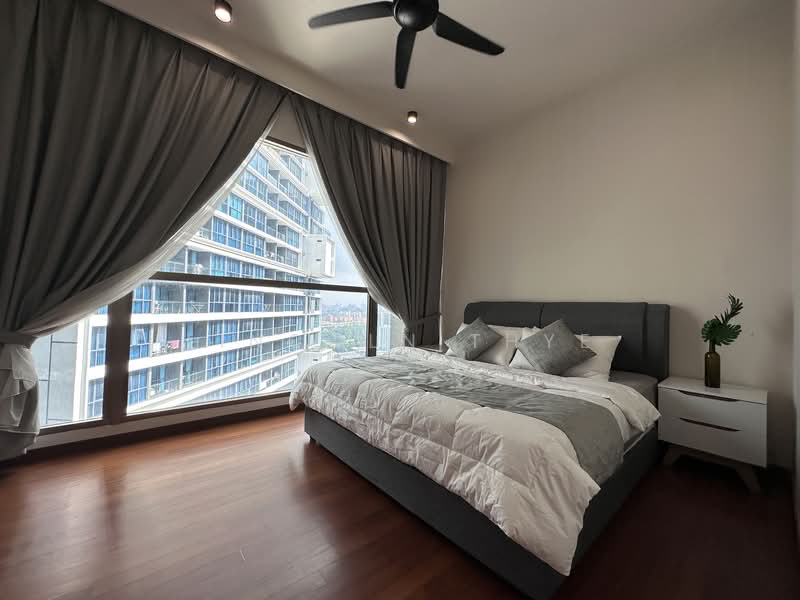Service Residence for Sale at Stonor 3 - Lincoln Thye - Master Bedroom - PropertyGuru.com.my