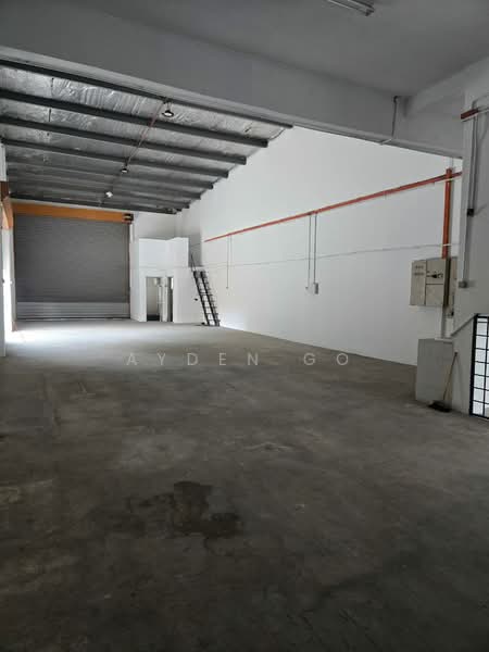 Factory for Rent in Taman Perindustrian Bukit Serdang (Seri Kembangan) - Ayden Go - Interior - PropertyGuru.com.my