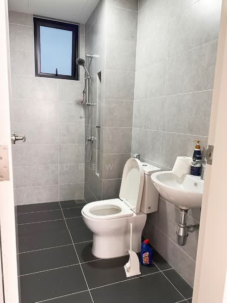 Condominium for Rent at M Vista - Andrew Chow - Bathroom - PropertyGuru.com.my