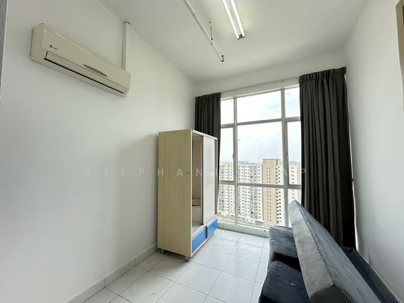 Office for Sale in Shah Alam (Selangor) - Stephanie Yap - Living Room - PropertyGuru.com.my