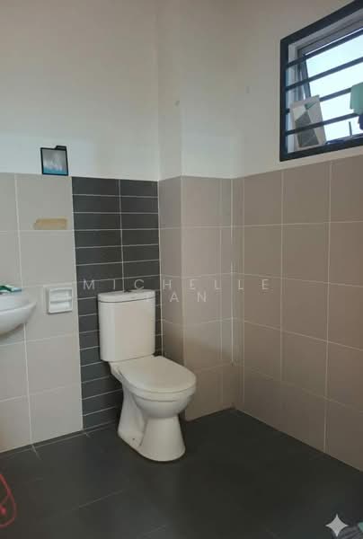 Rumah Teres 2 Tingkat untuk Dijual di Taman Desiran Bayu (Puchong) - Michelle Tan - Bathroom - PropertyGuru.com.my