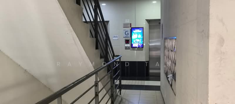 Office for Rent in Bandar Damansara Perdana (Damansara Perdana) - Raymond Tan - Corridor - PropertyGuru.com.my