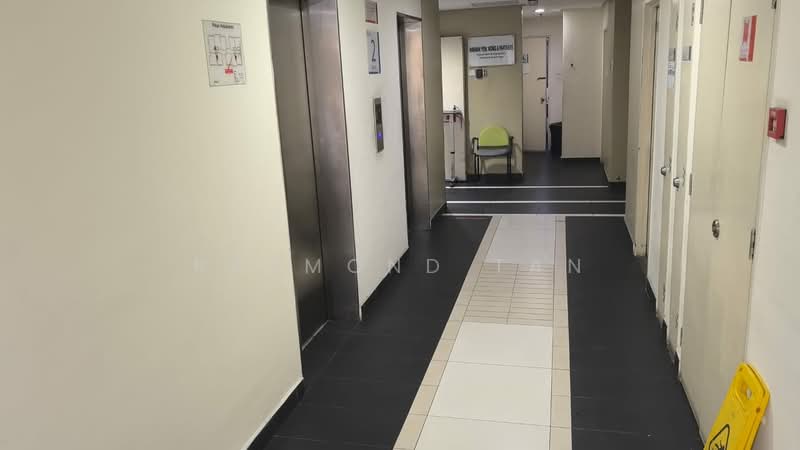 Office for Rent in Bandar Damansara Perdana (Damansara Perdana) - Raymond Tan - Corridor - PropertyGuru.com.my