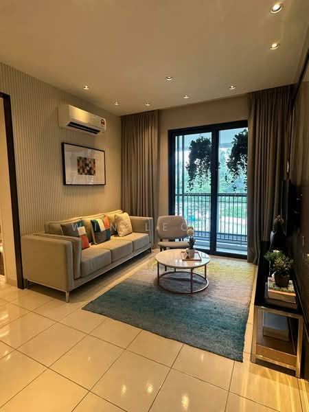 Servis Apartment untuk Dijual di Aster Hill - Win Leong - Living Room - PropertyGuru.com.my