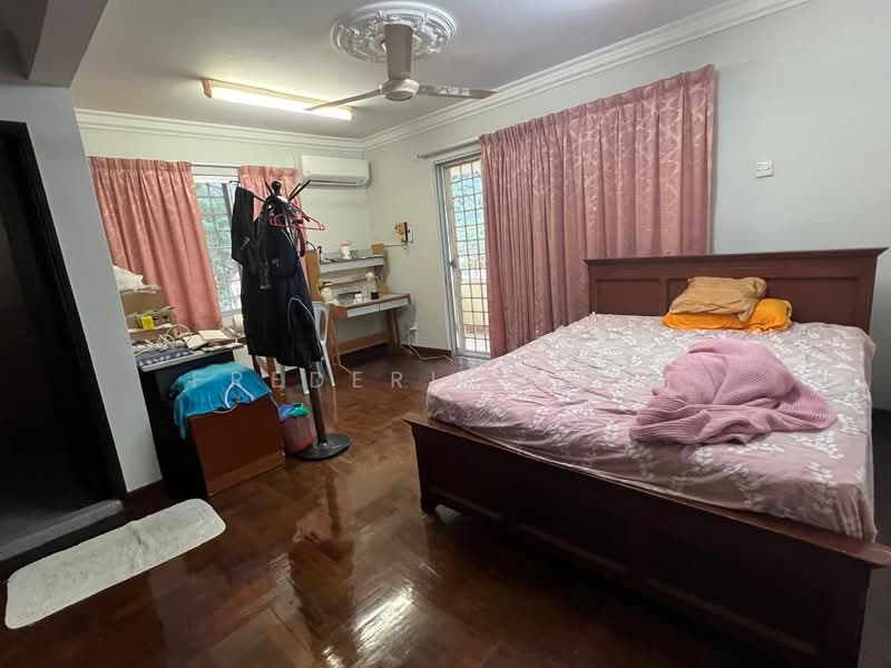2-storey Terraced House for Sale in Taman Melawati (Ulu Kelang) - Frederick Lim - Bedroom - PropertyGuru.com.my