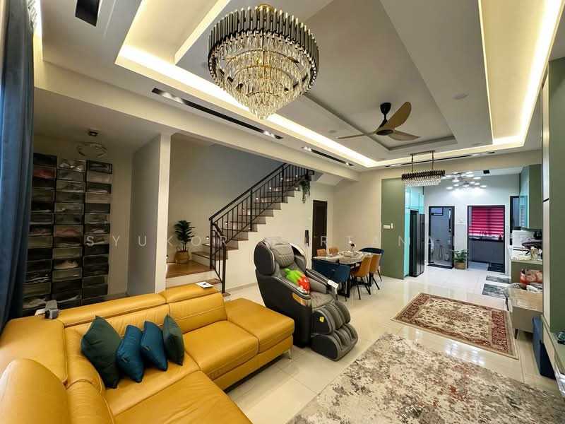 Rumah Teres 2 Tingkat untuk Dijual di Puncak Alam (Selangor) - Syukor Hartanah - Living Room - PropertyGuru.com.my