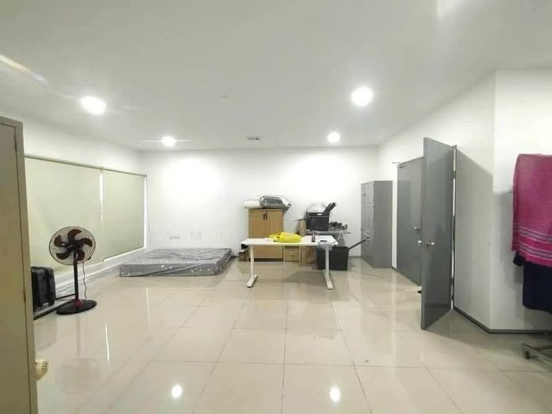 Factory for Rent in Pelabuhan Klang (Selangor) - Amir Abas - Interior - PropertyGuru.com.my