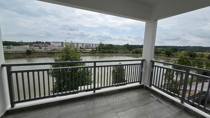 2-storey Terraced House for Sale in Rawang (Selangor) - Michelle Tan - Balcony - PropertyGuru.com.my