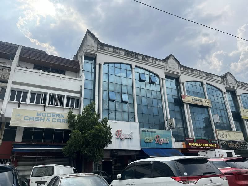 Shop / Office for Rent in Medan Batu Caves (Batu Caves) - Darren Lai - Exterior - PropertyGuru.com.my