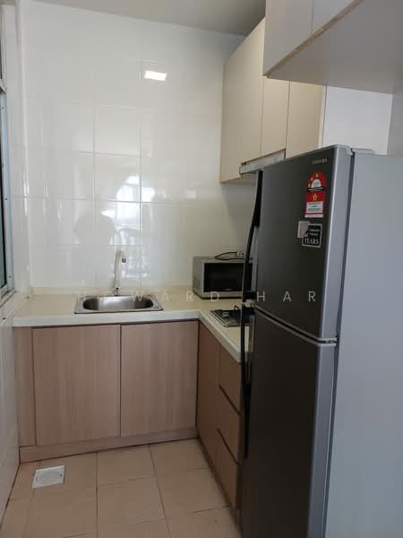 Service Residence for Sale at Pangsapuri Tanah Emas (Golden Sands) - Howard Har - Kitchen - PropertyGuru.com.my