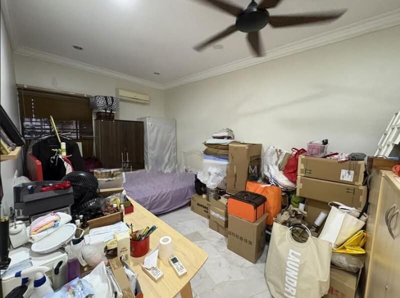 Rumah Teres 2 Tingkat untuk Dijual di Taman Desa (Kuala Lumpur) - Ivan Lim - Bedroom - PropertyGuru.com.my