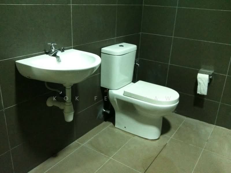 Condominium for Sale at Mutiara Ville - Kok Fei Chaw - Bathroom - PropertyGuru.com.my