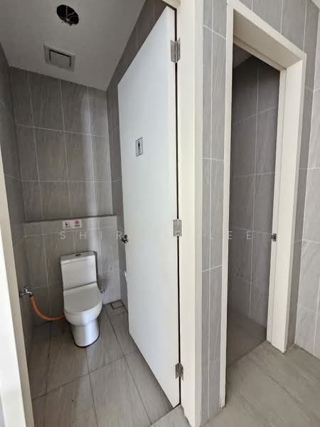 Terrace Factory for Rent in Senai (Kulai) - Shirene Lee - Bathroom - PropertyGuru.com.my