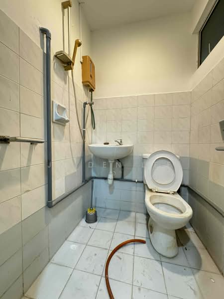 2-storey Terraced House for Sale in Puchong (Selangor) - Jayden Lee - Bathroom - PropertyGuru.com.my