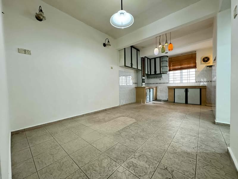 2-storey Terraced House for Sale in Puchong (Selangor) - Jayden Lee - Kitchen - PropertyGuru.com.my