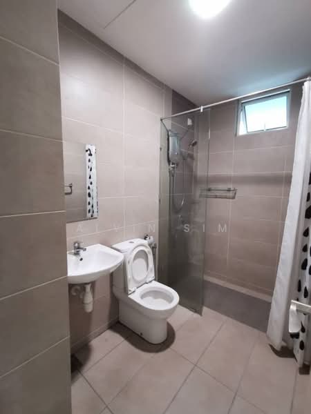 Servis Apartment untuk Disewa di Summerton - Alvin Sim - Bathroom - PropertyGuru.com.my
