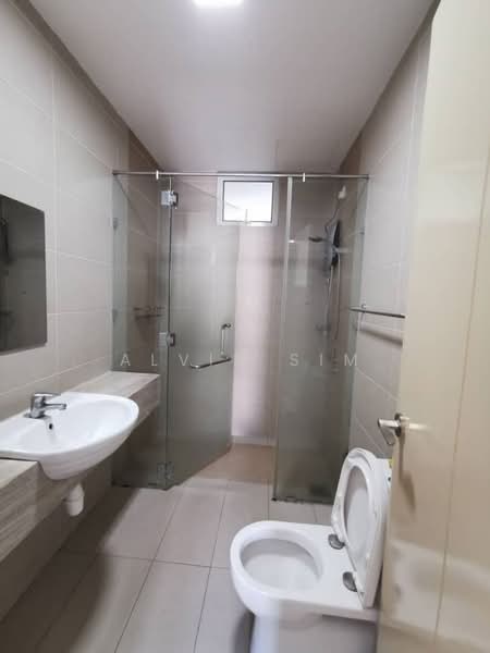 Servis Apartment untuk Disewa di Summerton - Alvin Sim - Bathroom - PropertyGuru.com.my