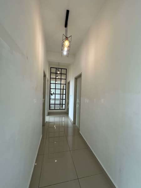 Condominium for Rent at Skyvilla @ D'Island - Stephanie Yap - Corridor - PropertyGuru.com.my