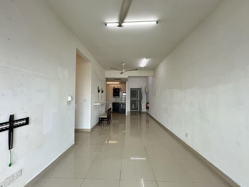 Condominium for Rent at Skyvilla @ D'Island - Stephanie Yap - Living Room - PropertyGuru.com.my