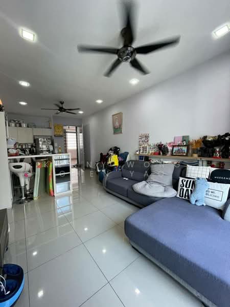 Service Residence for Sale at Greenfield Regency - Kenny Wong Chen Yao - PropertyGuru.com.my
