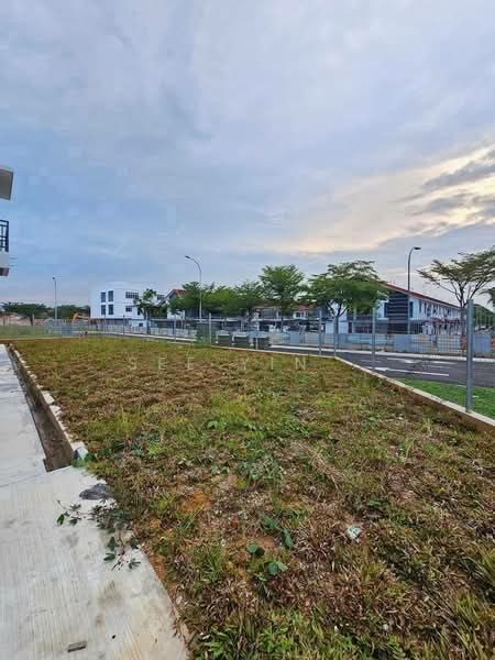 Terraced House for Sale in Bandar Dato Onn (Tebrau) - See Yin . - Exterior - PropertyGuru.com.my